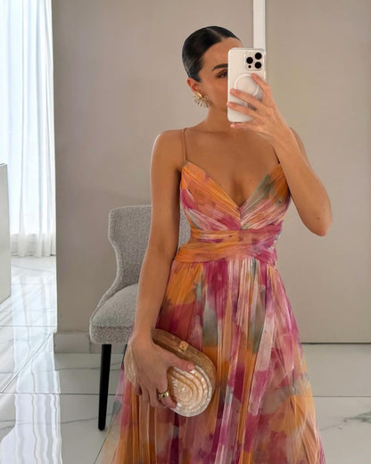 Sukienka maxi w kwiaty – elegancki strój damski na letnie przyjęcie ogrodowe
